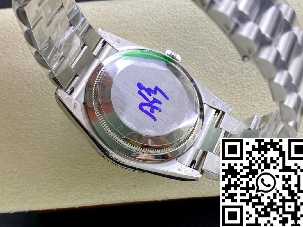 White Factory EW Date Day Rolex 18k Gold 118239 0313